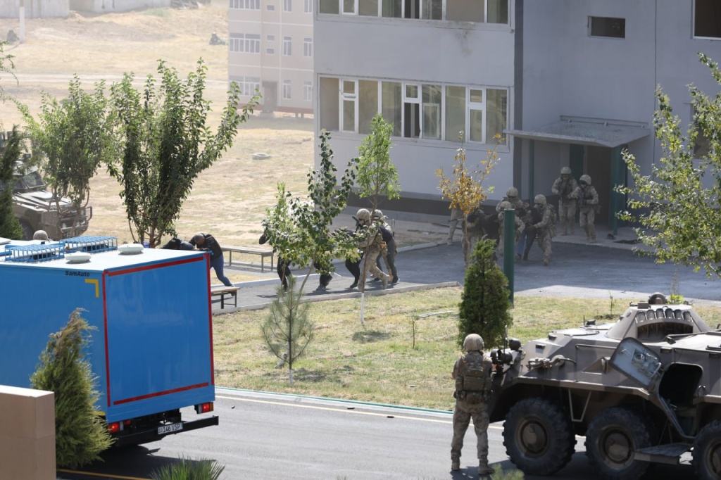После 25 лет бегства. В Узбекистан доставили участника международных террористических организаций