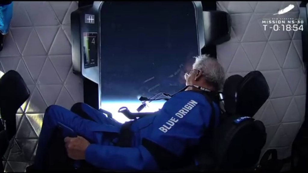 Blue Origin провела десятый туристический полет в космос. Видео