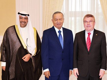 Президент Узбекистана награжден медалью Международного олимпийского комитета