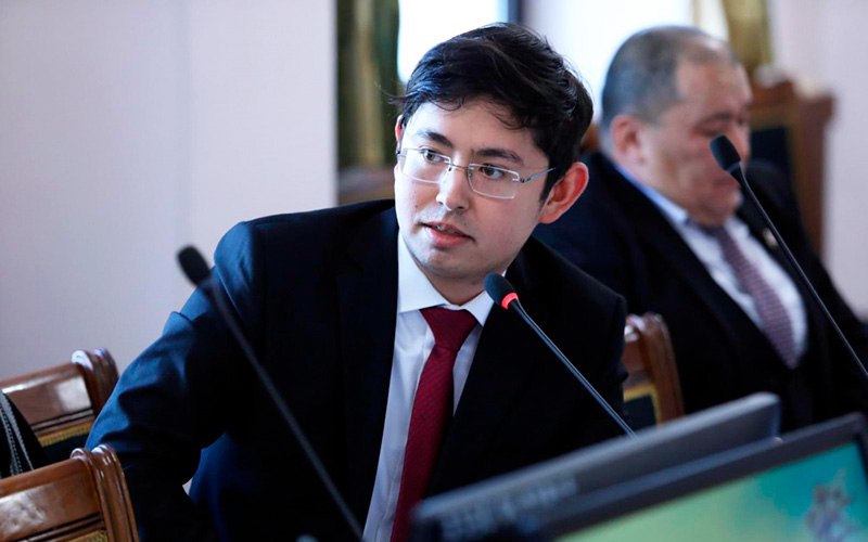 В Кыргызстане сын экс-президента Атамбаева задержан по подозрению в попытке свержения власти. Видео