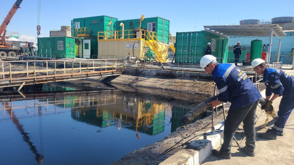ФНПЗ запустил единственную в Узбекистане установку по переработке нефтяных шламов