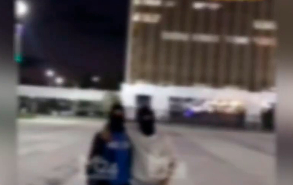 Два подростка ради лайков в соцсетях сняли бандитское видео прямо напротив хокимията Навои 