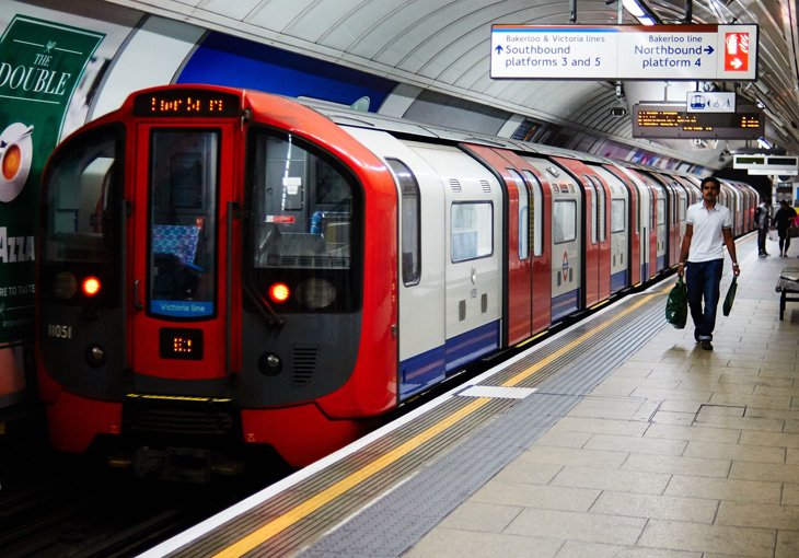 В метро Лондона произошёл взрыв