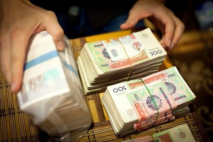 Узбекистанцам выписали несуществующие счета за газ, электричество и другие услуги на 140 миллионов долларов 
