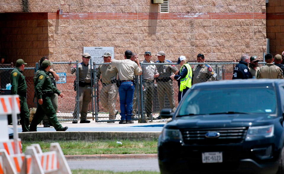 Подросток расстрелял 21 человека в школе в Техасе 