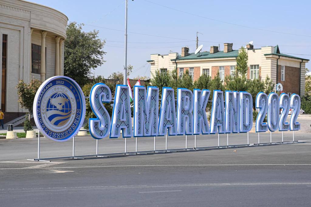 Мирзиёев в Самарканде проведет переговоры с Путиным, Си Цзиньпином и Раиси