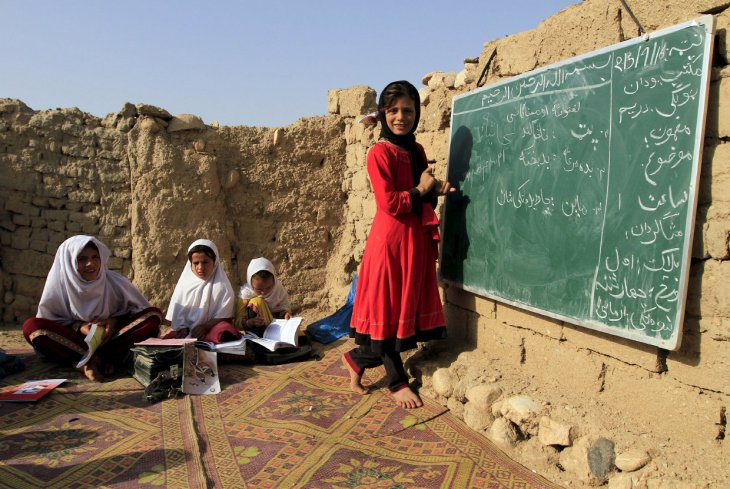 Узбекский эксперт предложил создать в Узбекистане лагеря для обучения афганцев  