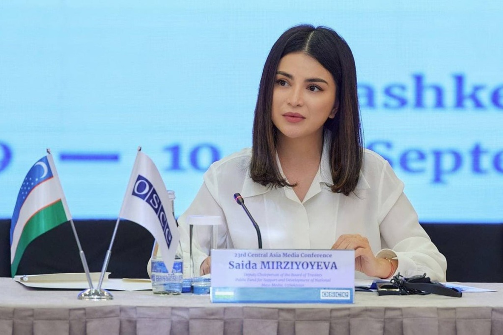 Это победа гражданского общества. Саида Мирзиёева сообщила, что депутаты приняли закон о защите женщин и несовершеннолетних от насилия 