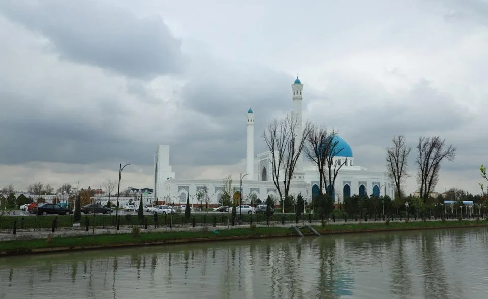 Три дня дождей. Узгидромет предупредил узбекистанцев об усилении ветра и сильных осадках  