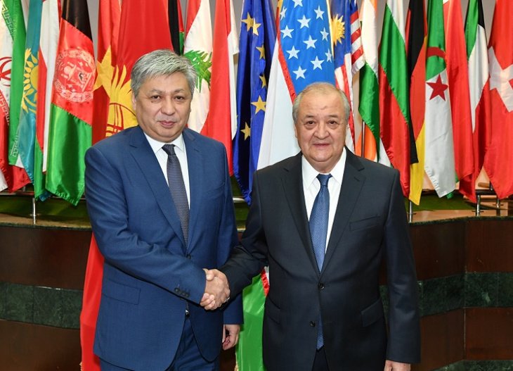 Главы МИД Узбекистана и КР «сверили часы» по ключевым вопросам сотрудничества 