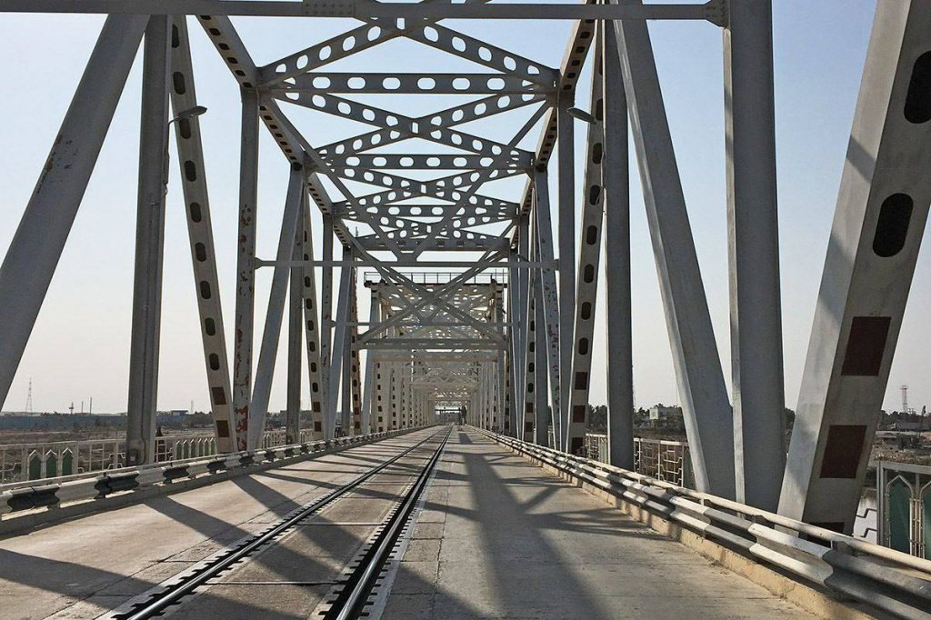 Узбекистан с 1 февраля приостанавливает железнодорожные перевозки в Афганистан 