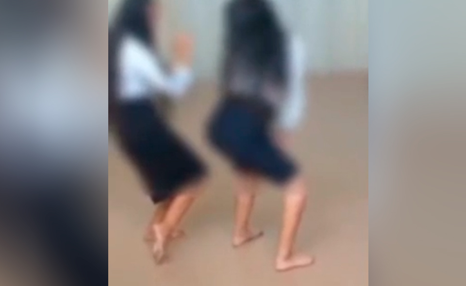 Неприличные движения. В Навоийской области родителей оштрафовали за танцы детей, которые не соответствуют традициям   