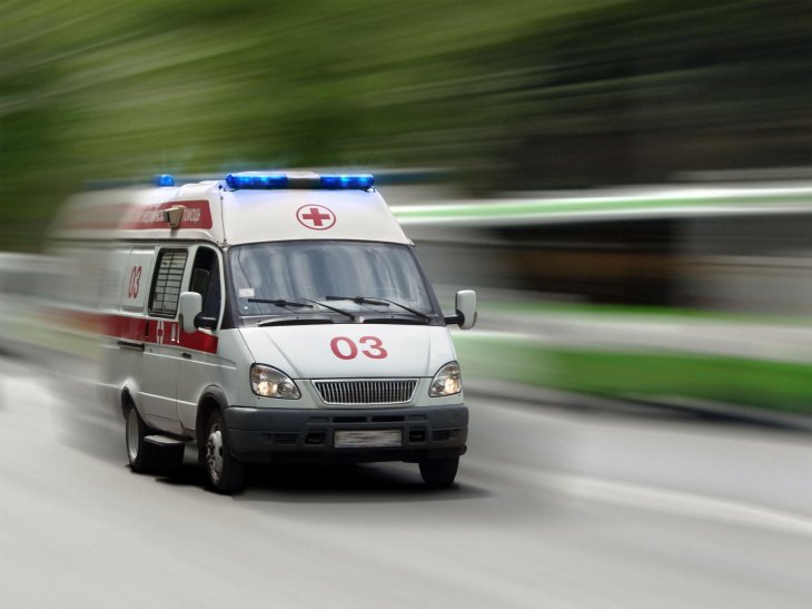В Фергане мужчина жестоко избил врача скорой помощи, приехавшего на вызов  