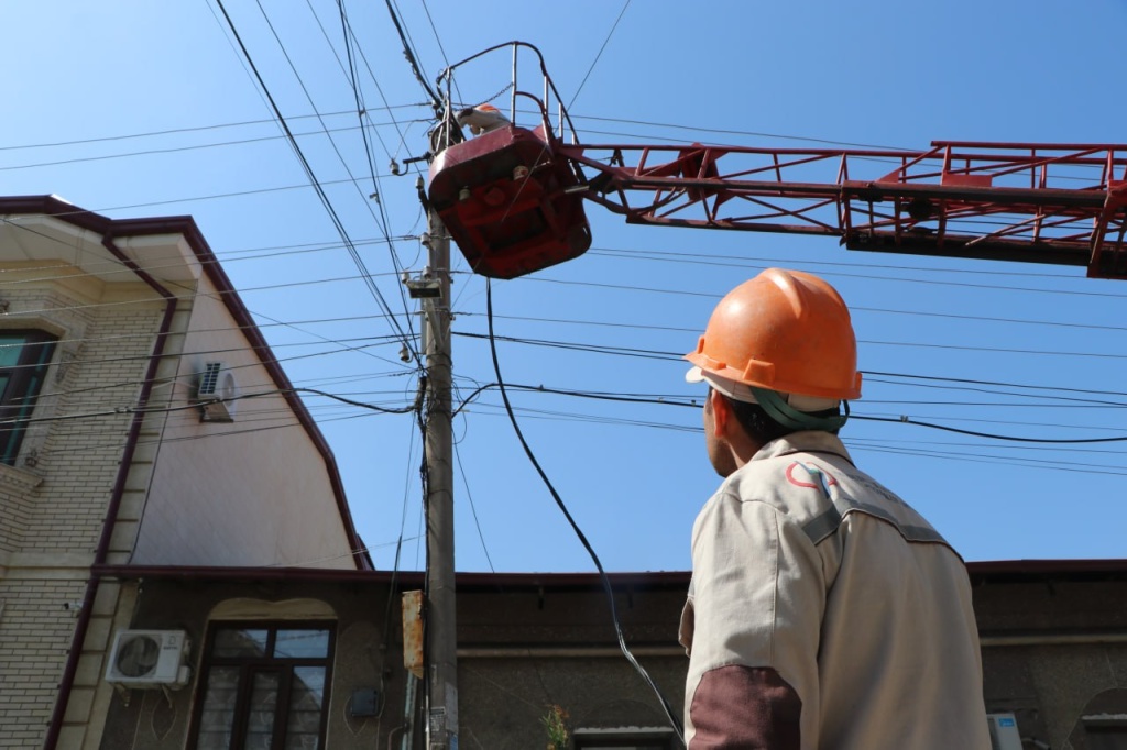 Жители одного района временно остались без электричества
