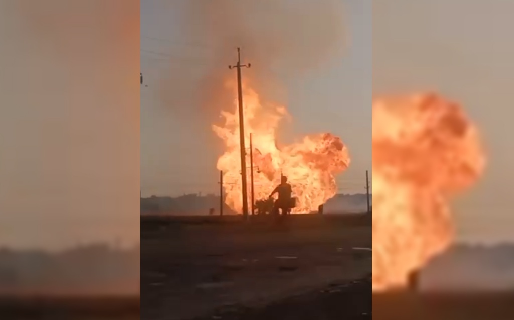 В Узбекистане произошел пожар на магистральном газопроводе. Видео 