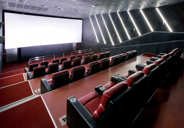 В Узбекистане до конца года завершат строительство сети современных кинотеатров. Их будет 50 