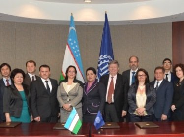Узбекистан и МОТ подписали Программу достойного труда