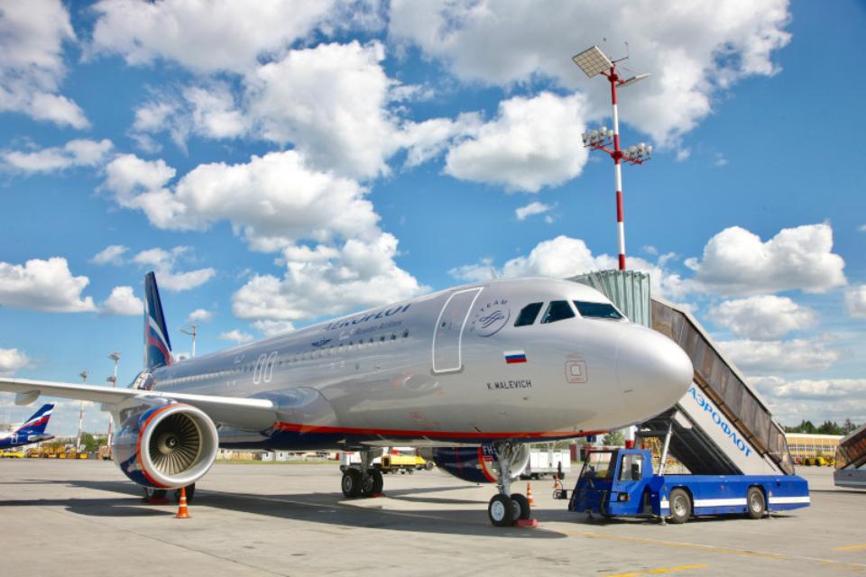 Россия увеличивает число рейсов в Узбекистан. Речь идет о полетах из региональных городов в Москву 