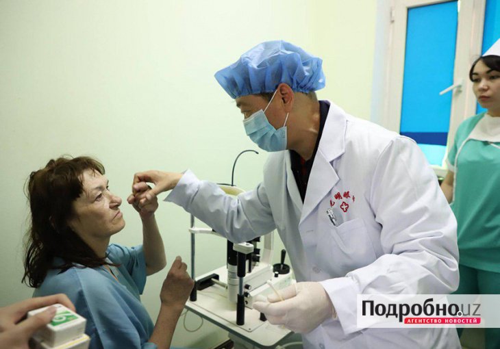 Китайские врачи помогли вернуть зрение женщинам Узбекистана