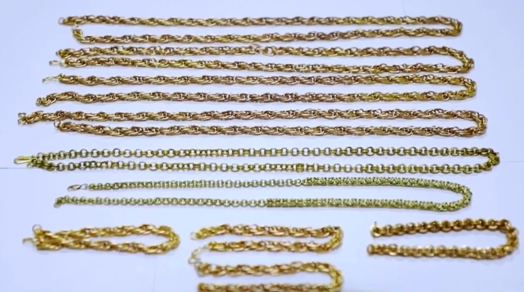 В Ташкентской области таможенники предотвратили вывоз золота, спрятанного в детских подгузниках