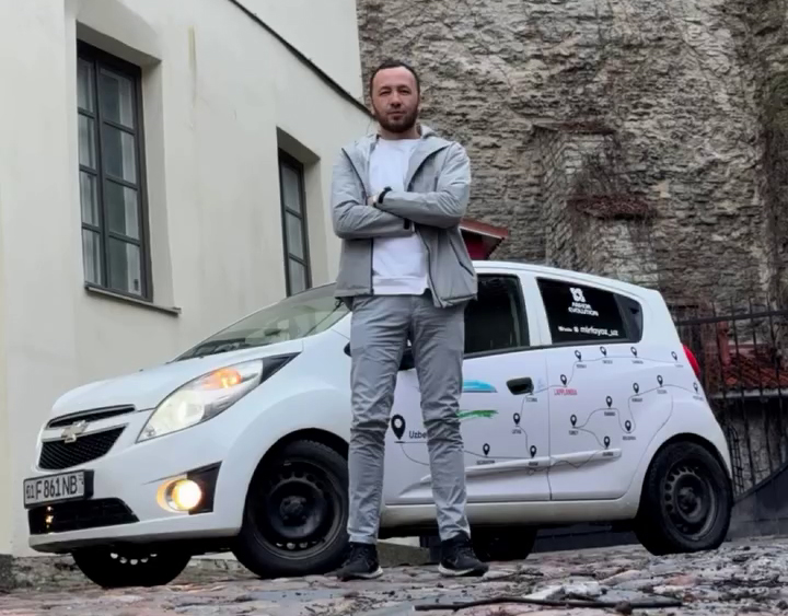 Парень из Узбекистана колесит по Европе на автомобиле Spark. Видео 