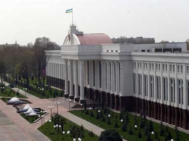 В Узбекистане сократили срок пребывания на посту Президента до 5 лет