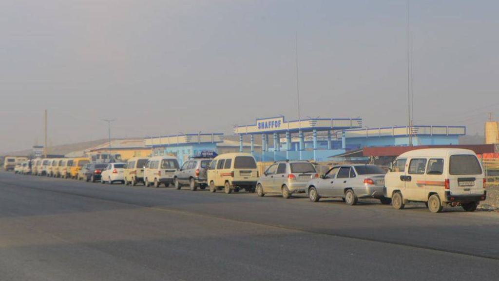 Для борьбы с дефицитом газа в Ферганской долине задействуют мобильные контейнеры