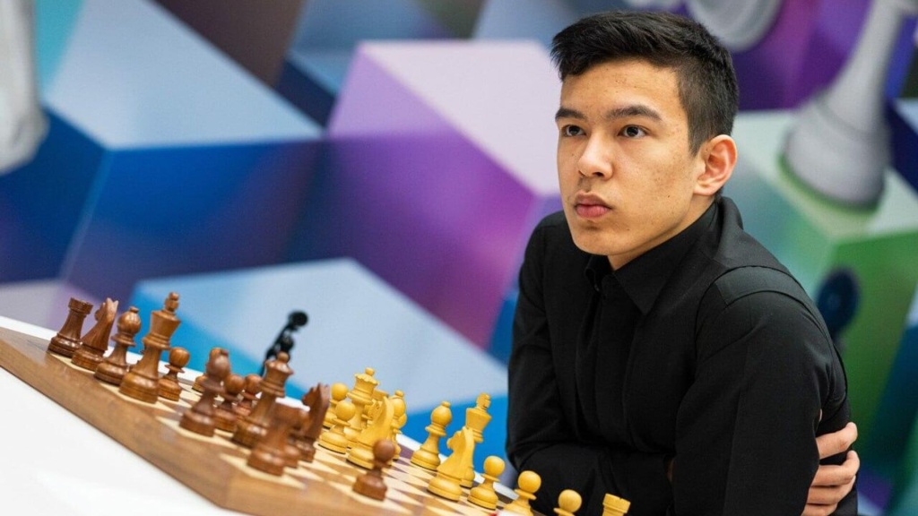 Нодирбек Абдусаттаров вошел в десятку лучших шахматистов мира