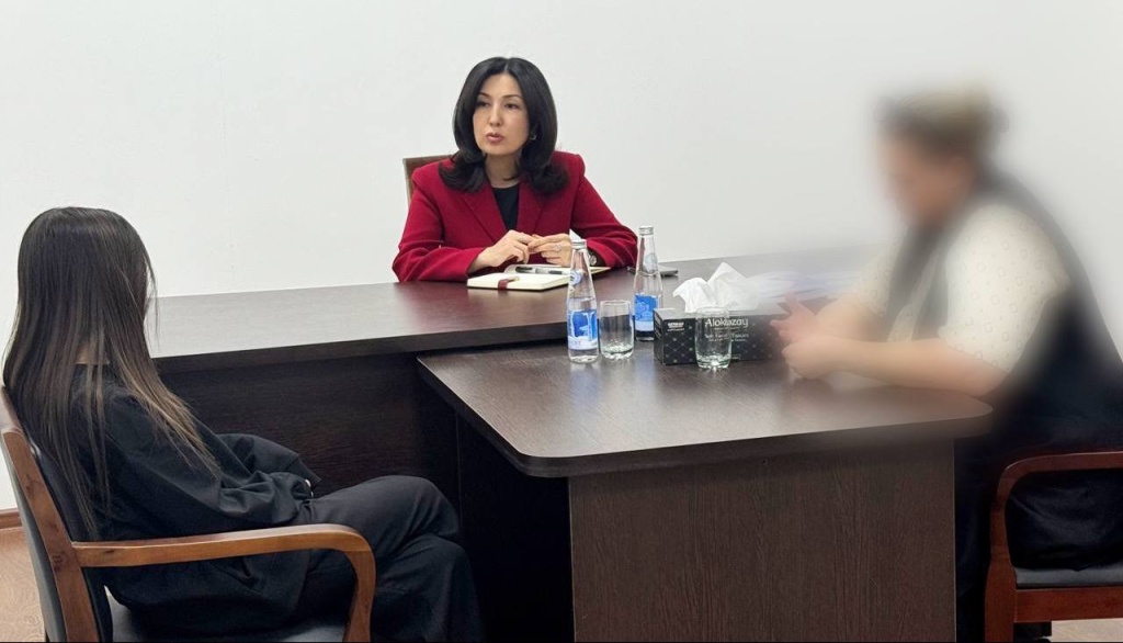 Детский омбудсман начал проверку по ряду обращений о нарушении прав несовершеннолетних