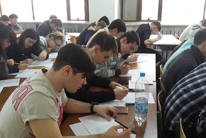 В Узбекистане опубликованы тесты для поступления в вузы 