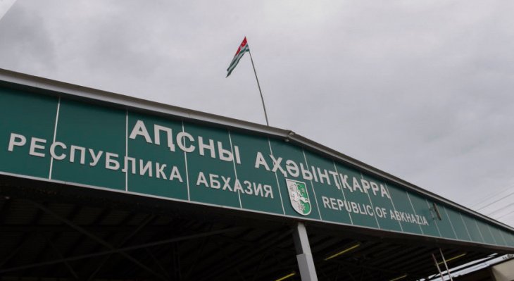 Узбекистанцам, застрявшим на территории Абхазии, разрешат пересечь российскую границу. В октябре их вывезут в Узбекистан 