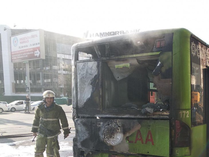 В Ташкенте с 13 октября прекратят использование автобусов Mercedes Benz Low Flor: это связано с участившимися возгораниями