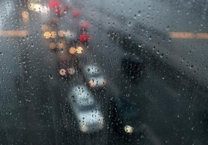 Узгидромет назвал причину ливней и бури в Ташкенте. Такая погода может повториться еще в мае и июне 