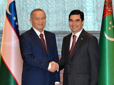 Ташкент и Ашхабад подписали ряд двусторонних документов 