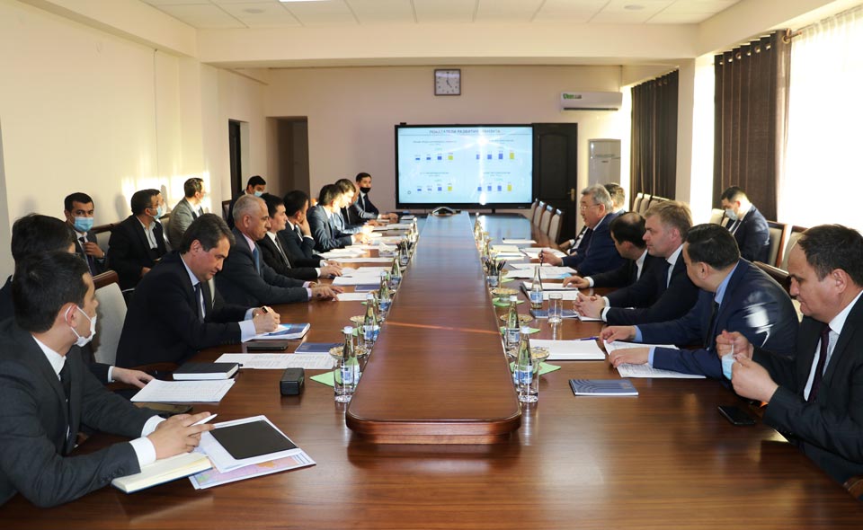 Узбекистан и Казахстан планируют увеличить число авиарейсов, а также обсуждают возобновление железнодорожного сообщения   