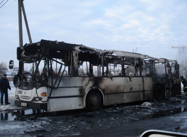 МВД Казахстана озвучило причину пожара автобуса с узбекистанцами 