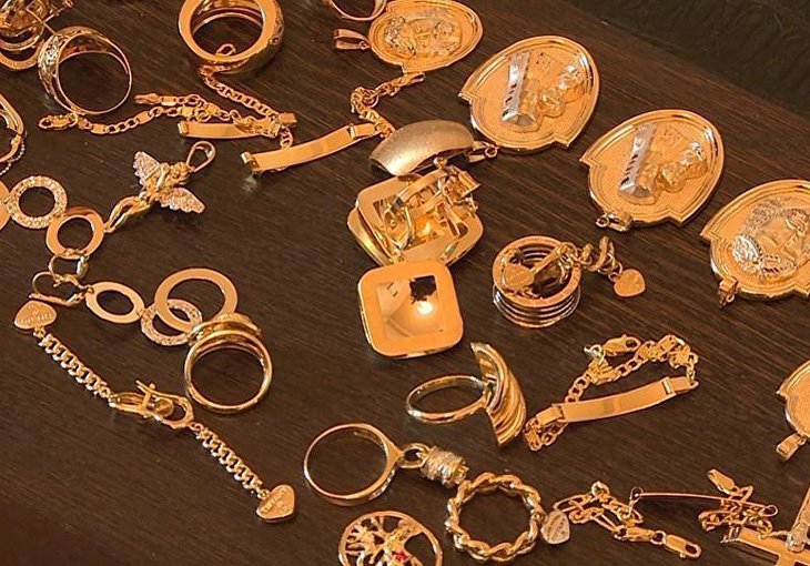 Контрабандист пытался вывезти из Узбекистана 12,5 килограмма золота