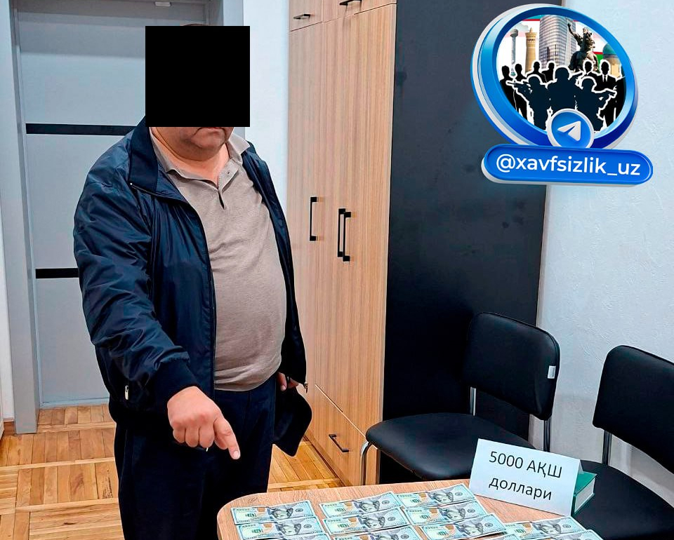 В Ташкенте задержали налоговика, который пытался вернуть взятку
