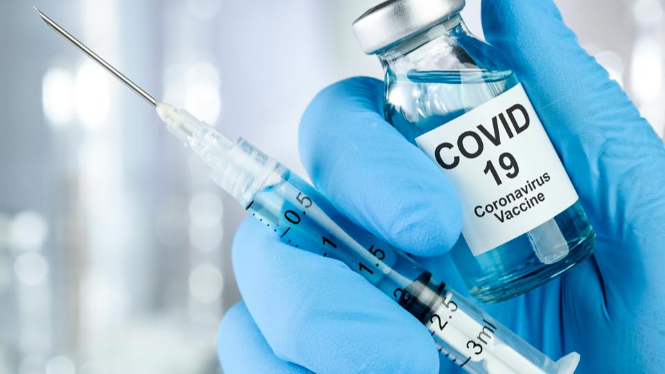 В Узбекистане не будут наказывать за отказ от вакцинации от коронавируса. Увольнять с работы тоже никто не имеет права 