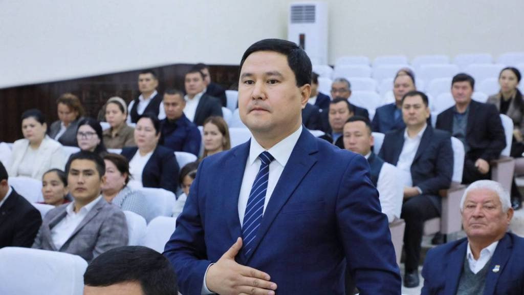 В Бозатауском районе Каракалпакстана назначен новый хоким 