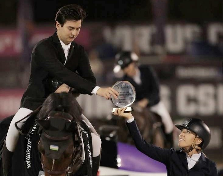 Узбекистанские всадники завоевали медали на международных соревнованиях по конкуру