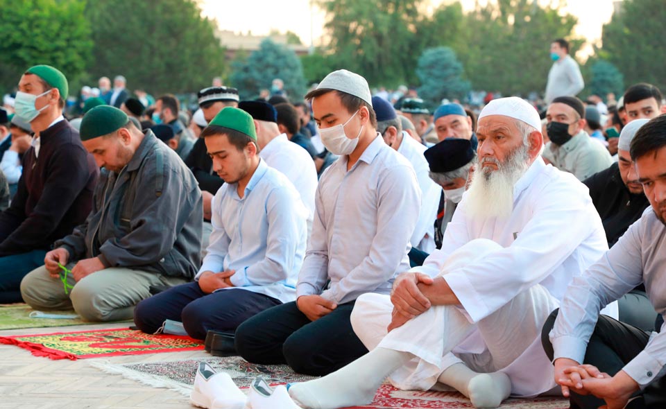 В Узбекистане свыше 2,5 миллиона верующих приняли участие в праздничном намазе 