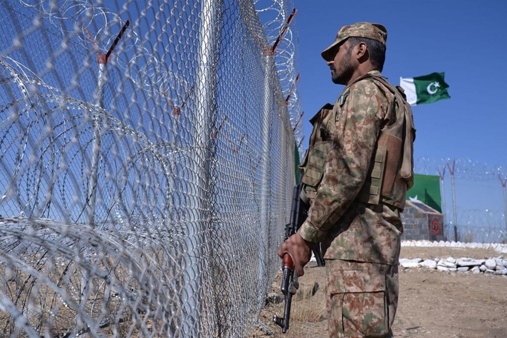 На афгано-пакистанской границе снова произошло вооруженное столкновение  На афгано-пакистанской границе снова произошло вооруженное столкновение