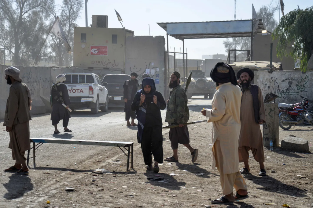 Пакистан и Афганистан договорились о временном прекращении огня Пакистан и Афганистан договорились о временном прекращении огня