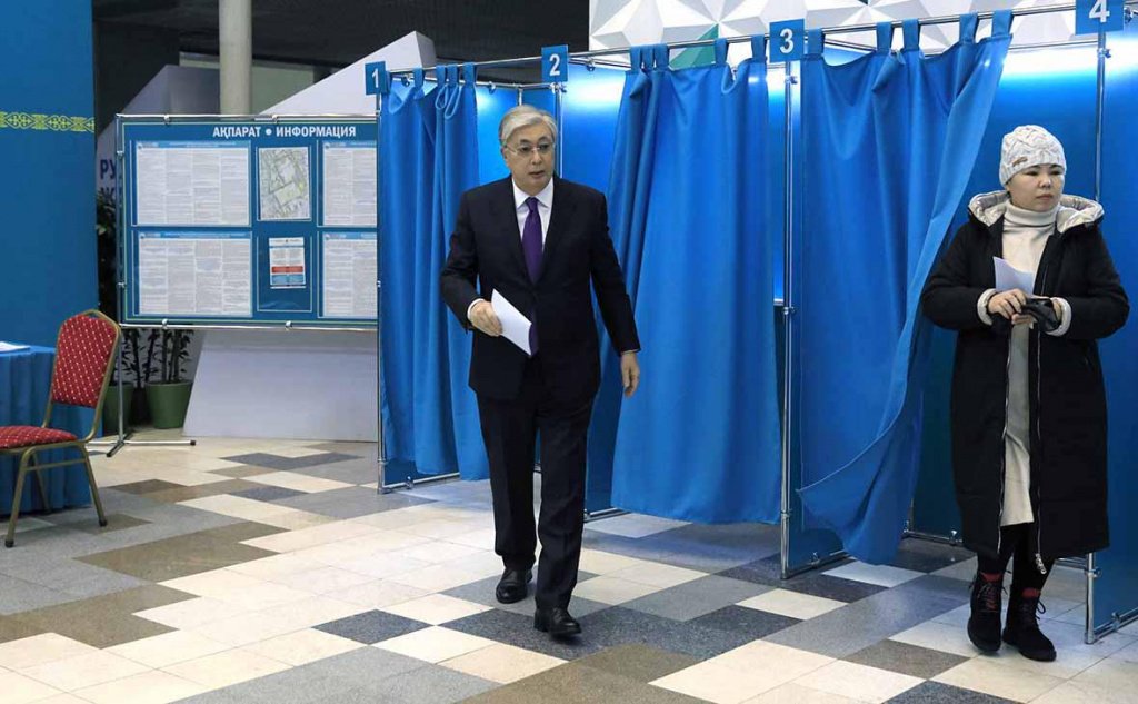 За Касым-Жомарта Токаева на выборах президента Казахстана проголосовали более 82% – данные экзит-полов
