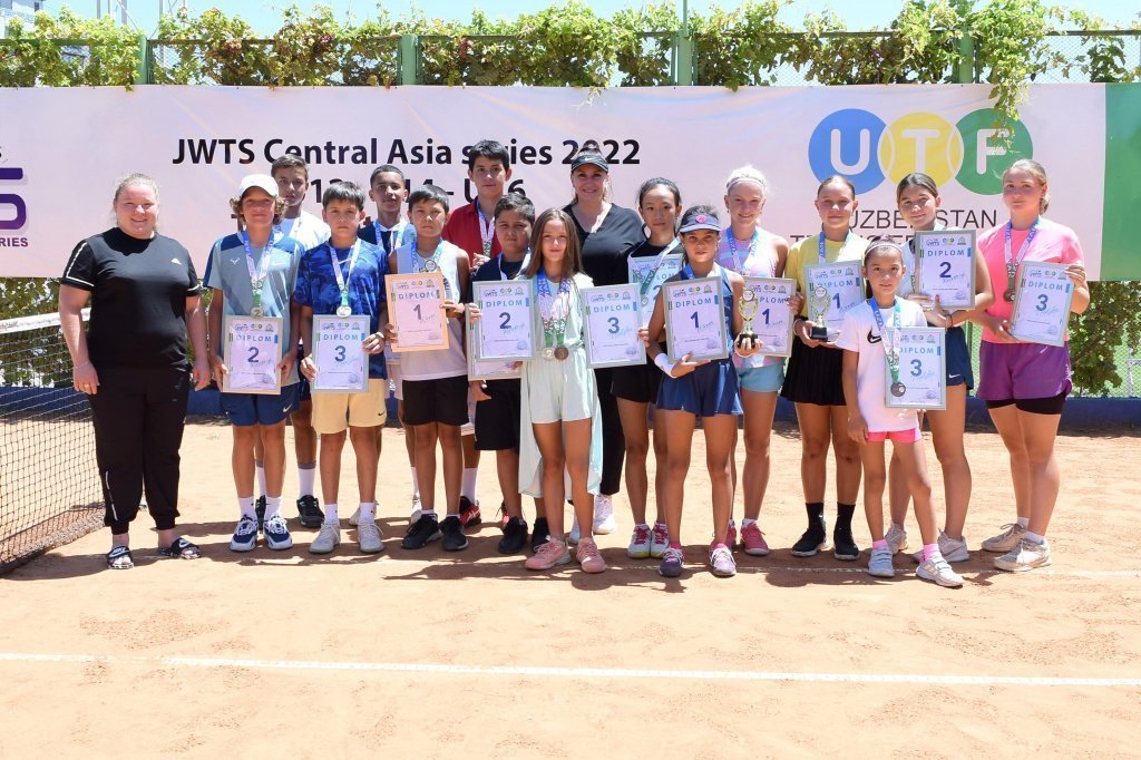 В Ташкенте при спонсорстве "Узнацбанка" прошел крупный международный турнир по теннису