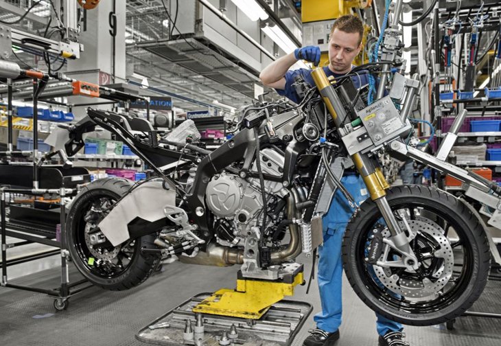 "Узавтосаноат" построит завод по сборке мотоциклов в Намангане 