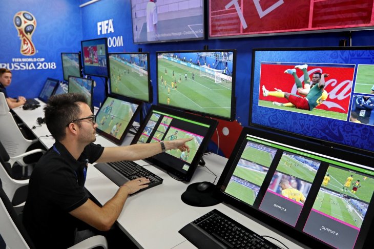 Ассоциация футбола Узбекистана намерена внедрить систему видеопомощи арбитрам (VAR)