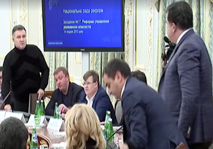 Украинская политика без купюр: опубликовано видео перепалки Авакова с Саакашвили 