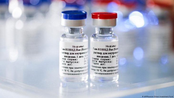 Гинцбург назвал сроки начала массовой вакцинации "Спутником V" в Москве и области